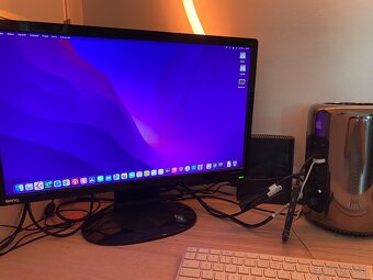 MAC Pro 6.1, 3,7 GHz 4xXeon, 64GB, 4GB Nvme HDD - 4