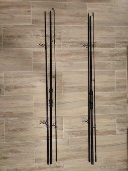 Kaprové prúty Shimano s navijakmi - 4