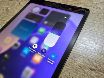 Ipad 9 64gb plnefunkcny ma len bezne znamky pouzivania ale z - 4
