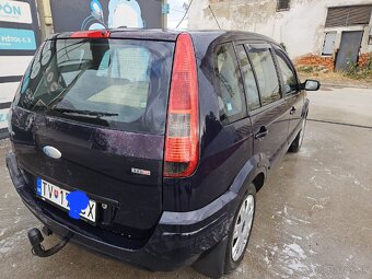 Predám zachovalý FORD Fusion 1.4 CDTI - 4
