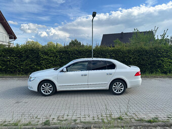 Škoda SUPERB Sedan 2.0 TDI - 4