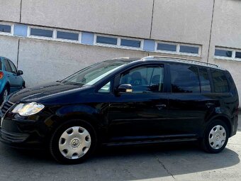 WOLKSVAGEN Touran 1.9tdi 77kw R.V.2009 - 4