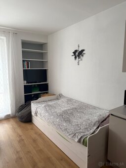 PRRENÁJOM GARSÓNKY NOVOSTAVBA+LOGIA,BA 2 NIVY-ŠIRŠIE CENTRUM - 4