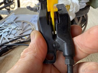 Sram DB8 + kotuče , 2mesiace stare 4-piesty - 4