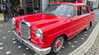 Mercedes w110 heckflosse 1963 diesel - 4