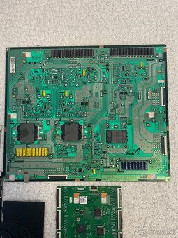 ND TVSamsung QE85QN800D - 4