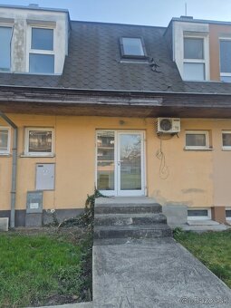 Predám Polyfunkčný dom v Komárne - 4