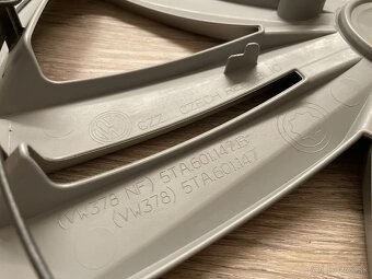 Volkswagen kryty kolies 16" - 4