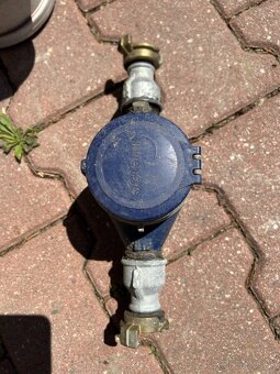 rozne vodoinstalacne potreby/veci - 4