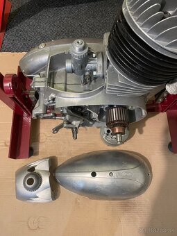 Motor Jawa 250 - 4