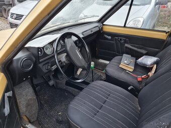 Škoda 105 1976 - 4