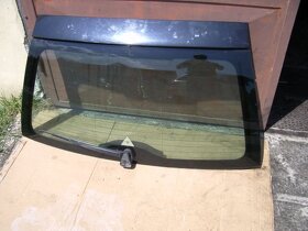 bmw e39 touring zadne dvere kufrove vyko okno a ram - 4