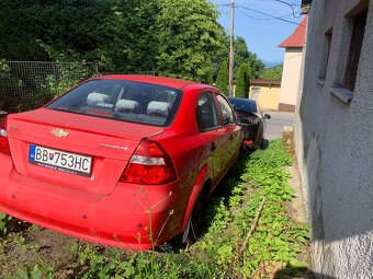 Chevrolet Aveo - 4