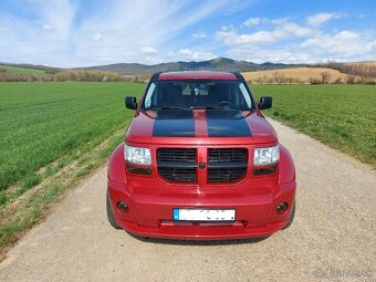 DODGE NITRO 2.8 RT 4x4 - 4