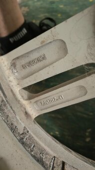 Elektrony r17 - 4