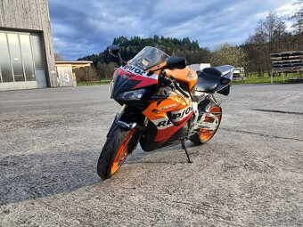 Honda CBR 1000RR - 4
