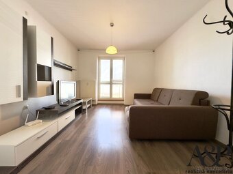 2 IZB. BYT S BALKÓNOM V CENTRE MESTA, 58M2, TOVÁRENSKÁ UL., - 4