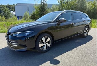 Volkswagen Passat Variant 1.5 TSI ACT DSG - 4
