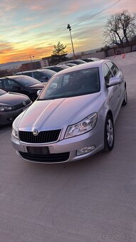 Škoda Octavia 2 TDI Elegance sedan - 4