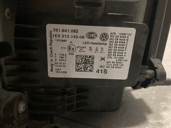 Predám predné svetlá VW Touareg - 4