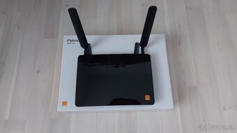 Router Flybox MR200 - 4