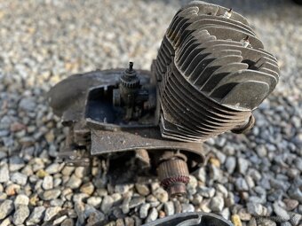 Motor na Jawa 350 / 360 - 4