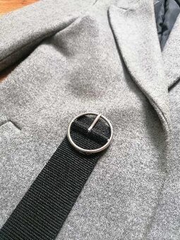 Dámsky kabát Reserved - 4