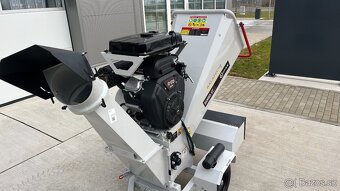 Profesionálny štiepkovač dreva - 4