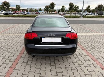 Audi A4 1.6i 75kw klima - 4