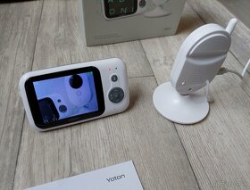 Baby monitor / VOX režim / 3,2 "displej - 4