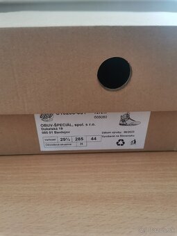 Polovysoká obuv Goretex - 4