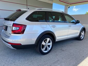 Škoda Octavia Combi 2.0TDi 135kW DSG 4x4 Scout - 4