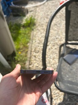 Samsung Galaxy S24 - 4