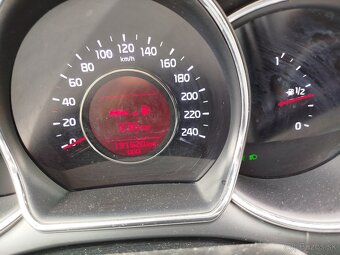 KIA CEED combi 1.6 99 kw - 4