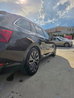 Škoda Superb Combi 2.0 TDI 190k 4x4 L&K DSG - 4