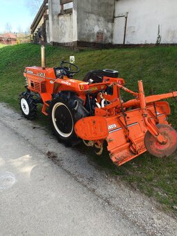 Kubota - 4