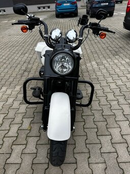 Harley-Davidson Road king special 4400km - 4