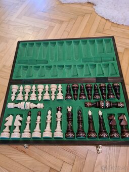 Dřevěné vyřezávané šachy - 4