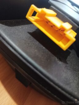 Subwoofer z VW golf 7 - 4