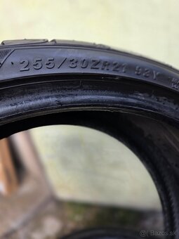 255/30 r21 Falken letne - 4