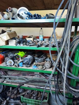 Náhradné diely - 4