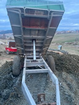 Vyklápacia vlečka Zetor - 4