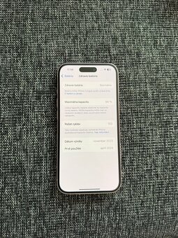 iPhone 15, 128 GB - 4