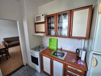 Pekný, zariadený 1.izb. byt s balkónom a pivničnou kobkou - 4