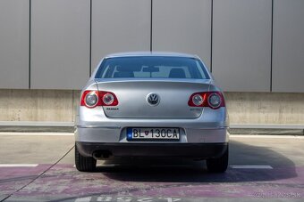 Volkswagen Passat 2.0 TDI Highline - 4