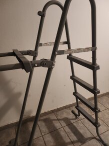 Ponukam na predaj schody do bazénu cena dohodou. - 4