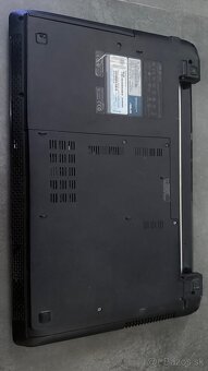 Asus X52D - 4