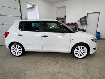 Škoda Fabia TSi PLNÁ SERVISKA 1.MAJITEL KLIMA 17 LITÁ KOLA - 4