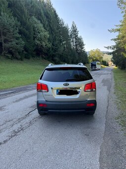 KIA Sorento 2.2 CRDi 4WD RV 2010 - 4