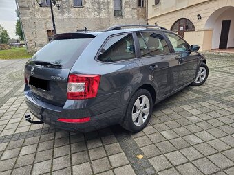 Škoda Octavia Combi 2.0 TDI DSG F1 Elegance Webasto Navi Ťaž - 4
